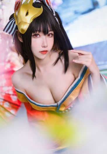 舔舔的女人