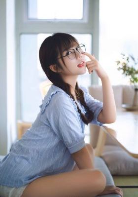 不穿内裤的瑜伽教练