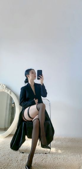 云韵师徒娇喘雪臀欲求乳罩玉腿