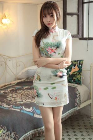 《女员工的滋味》3在线观看