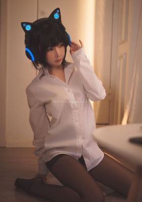 金梅瓶2