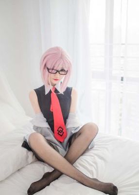 金花瓶楷梅花